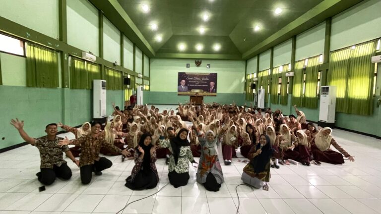 Teknologi Pangan UMM Sosialisasikan Keamanan Pangan dan Deteksi Cepat BTP Berbahaya di SMAN 1 Sidoarjo